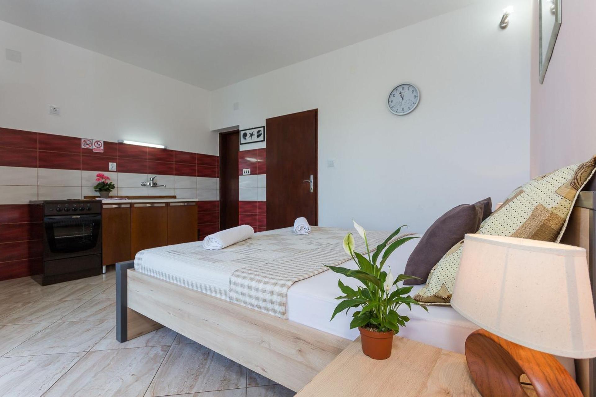 Apartments Verica - 15 M From Beach Krilo Exterior foto
