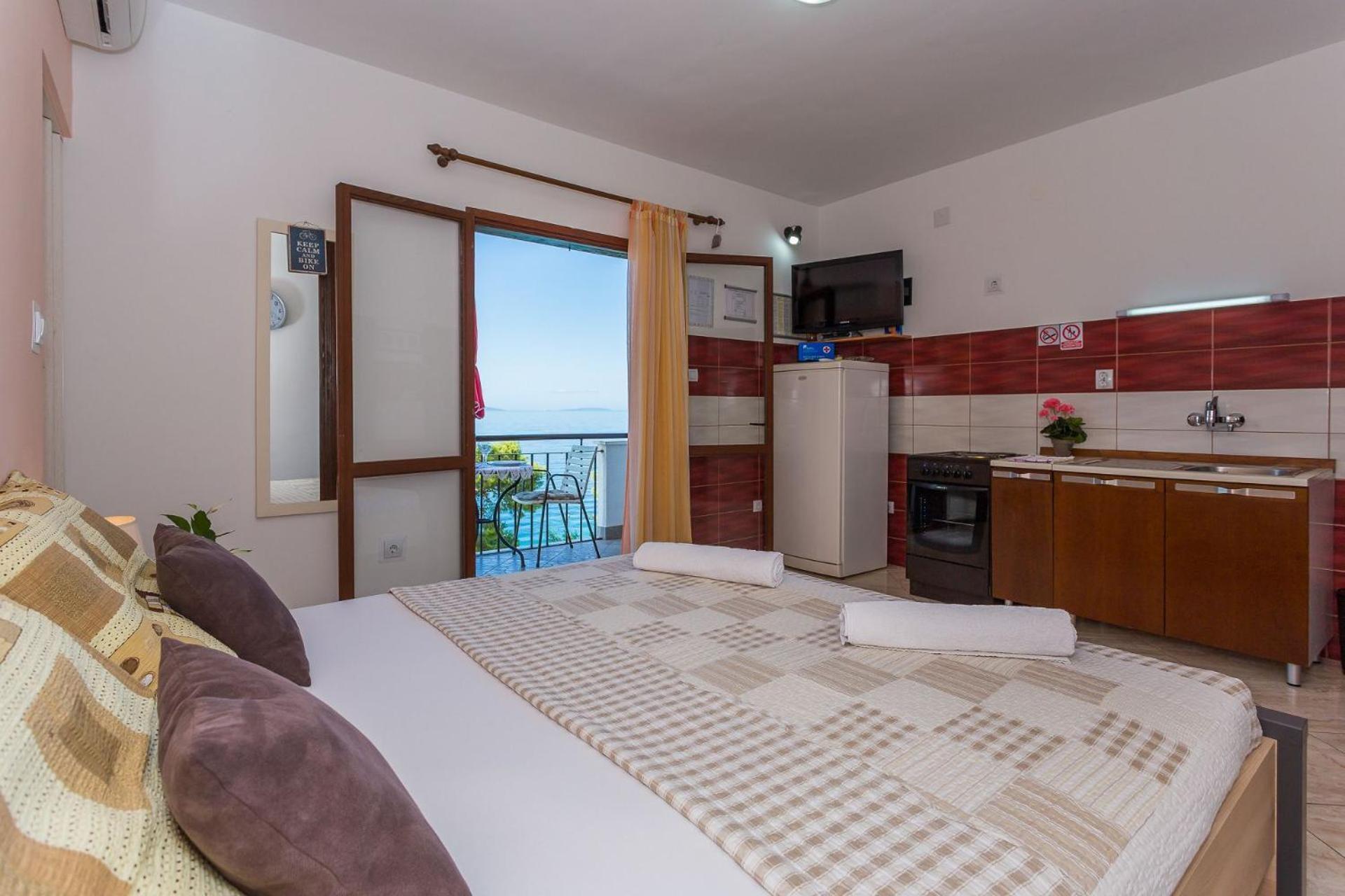 Apartments Verica - 15 M From Beach Krilo Exterior foto