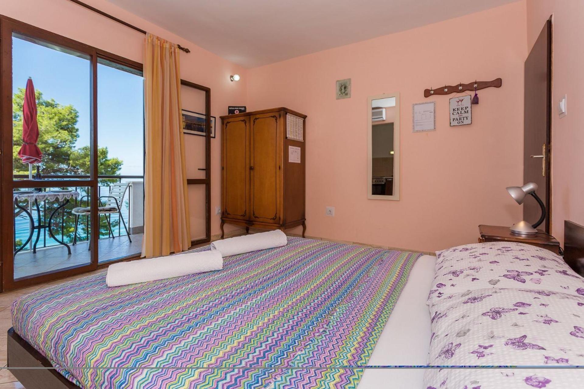 Apartments Verica - 15 M From Beach Krilo Exterior foto