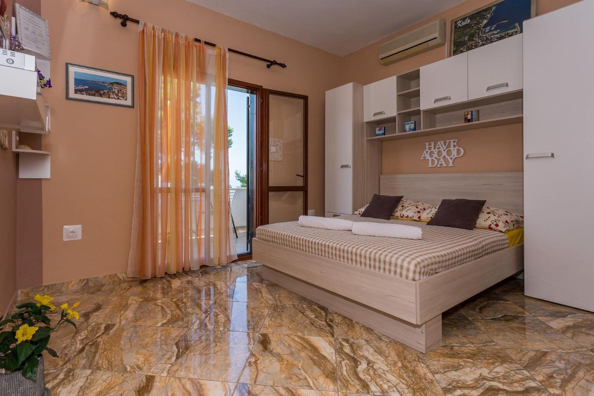 Apartments Verica - 15 M From Beach Krilo Exterior foto